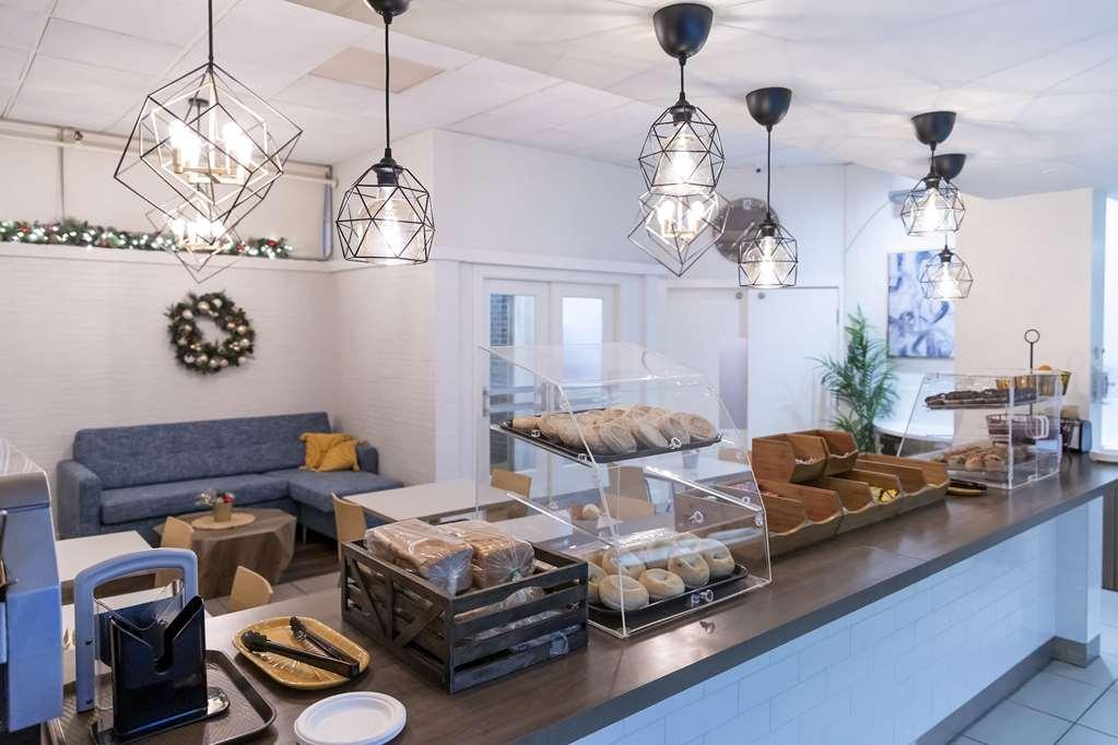 Rodd Moncton Hotel Ресторант снимка